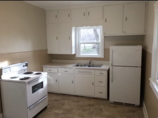 Hopes kitchen before